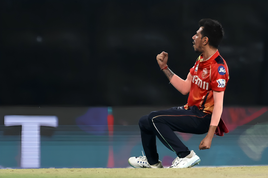 Stars With Match Winning 4 Wicket